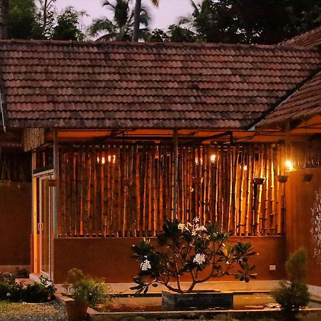Pura Vida Varkala Exterior foto
