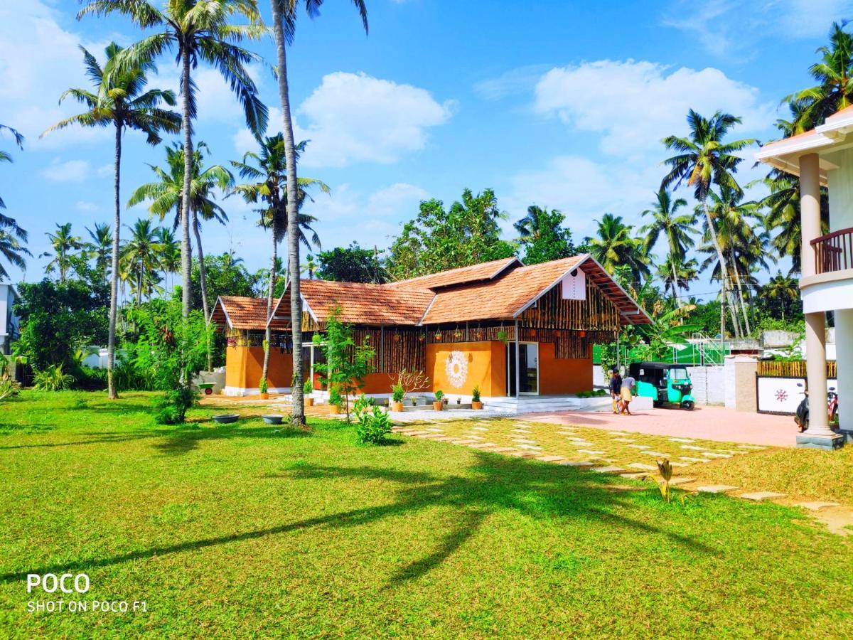 Pura Vida Varkala Exterior foto