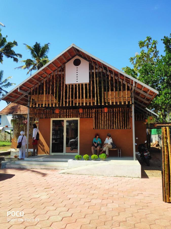 Pura Vida Varkala Exterior foto
